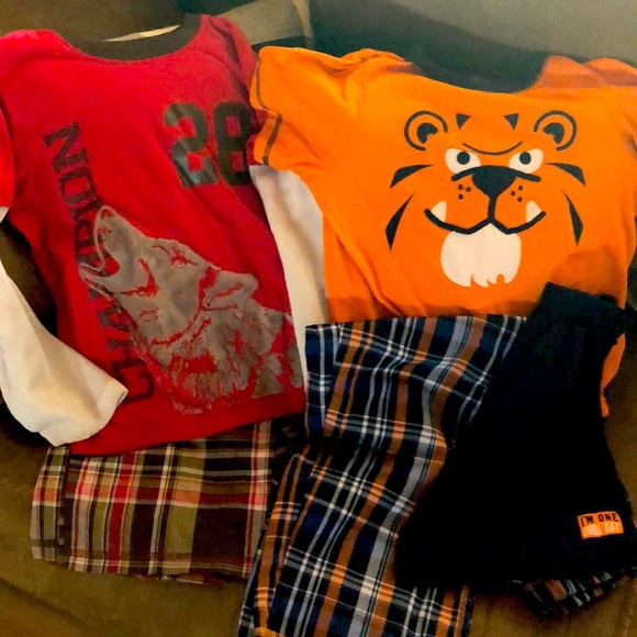 PJ set - Picture 1 of 3